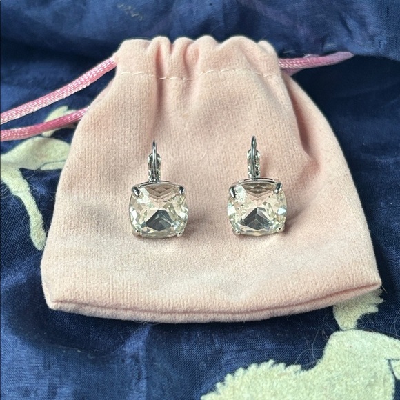 kate spade Jewelry - Kate Spade Silver Tone Square Cushion-Cut Crystal Drop Earrings Lever-back Close